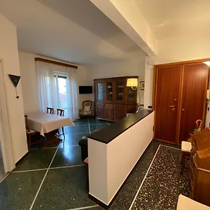  Apartment Casa Augusta Italien