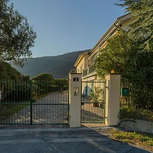  Apartment 111 - Casa La Secca Vista Mare, 100metri Dalla E Mare Italien